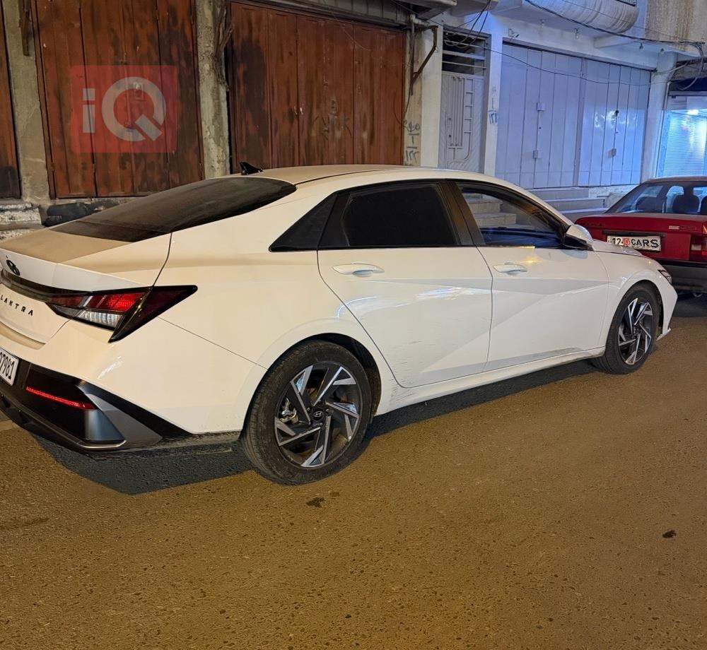 هيونداي النترا